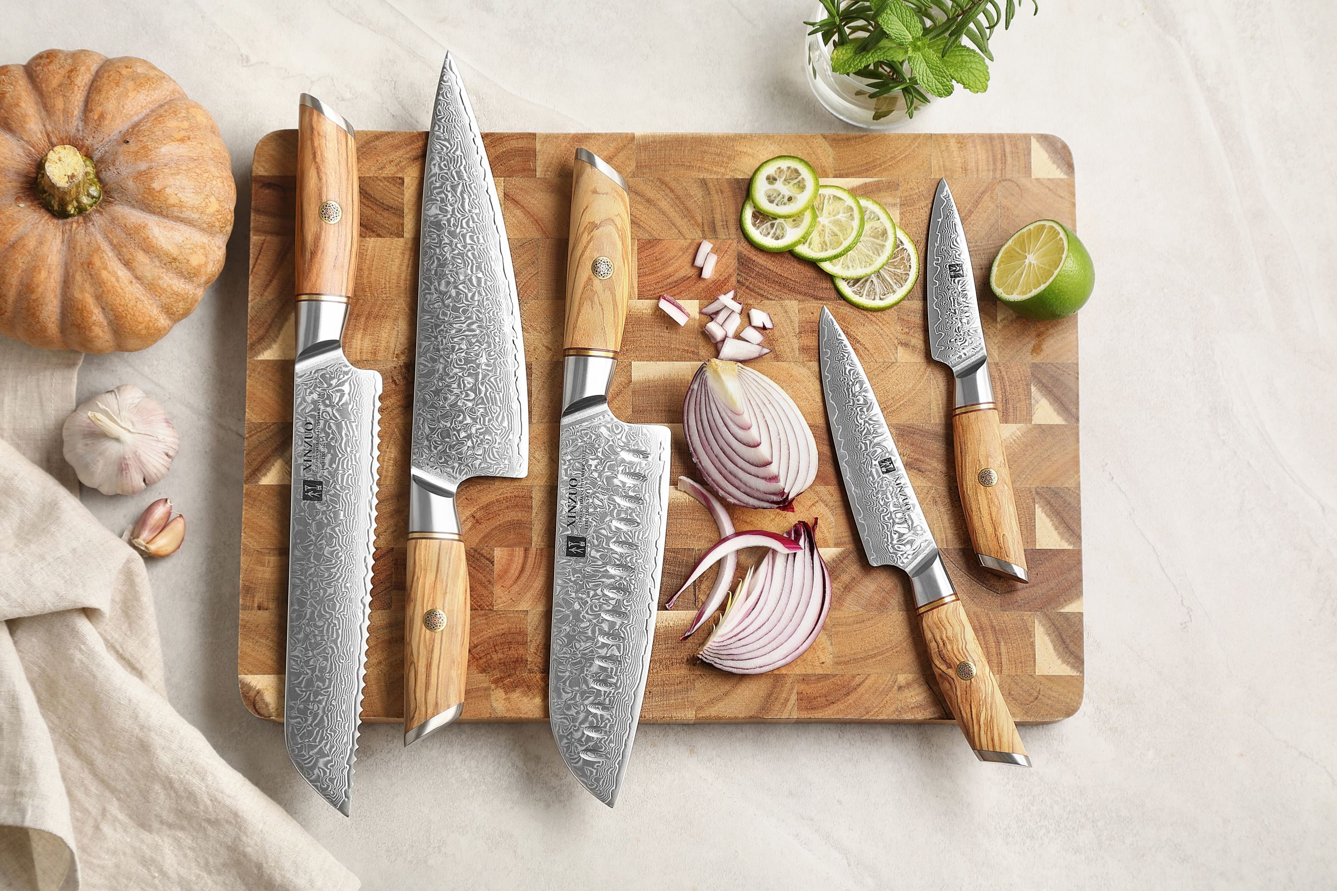 Set nožů XinZuo Lan B37 Těhotnej kuchař se stojánkem a nůžky